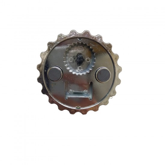 Magnet cu desfacator sticle pentru bere, numar 18, 8 x 8 x 2 cm
