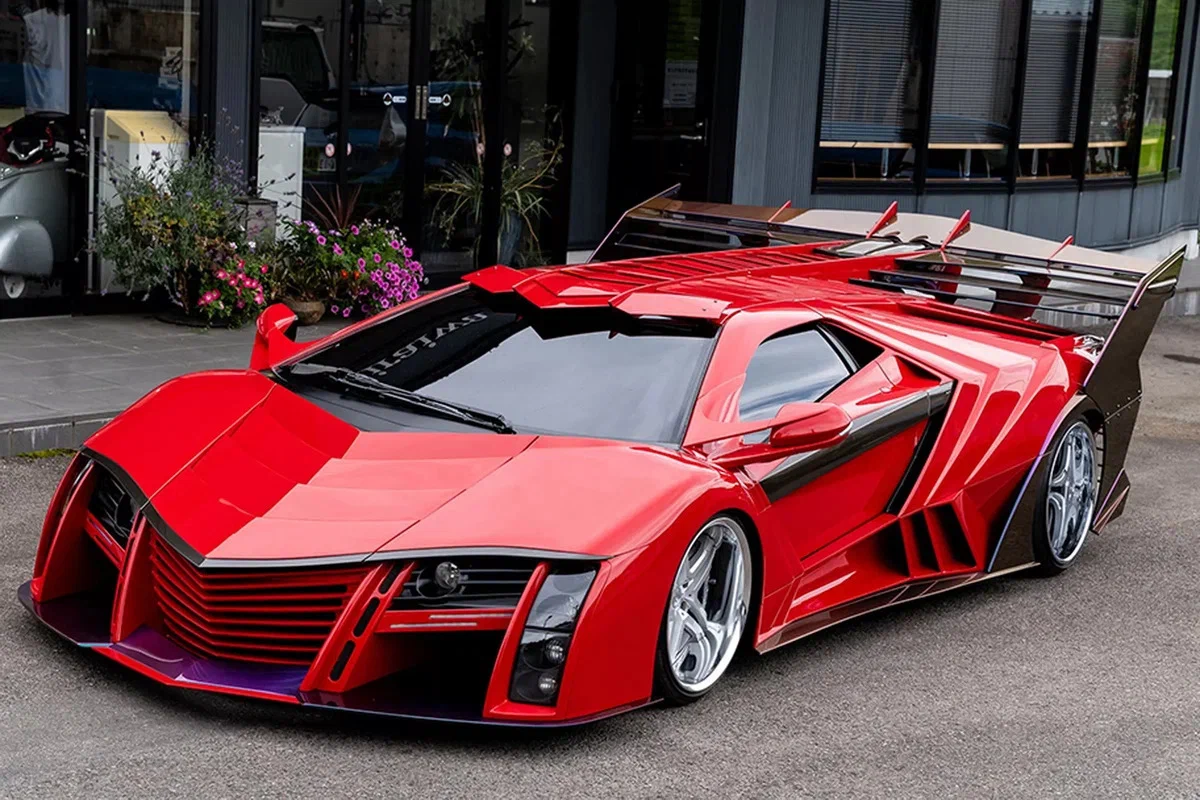Și-a construit propriul Lamborghini telecomandat, cu un motor V12: o adevărată supermașină în miniatură!