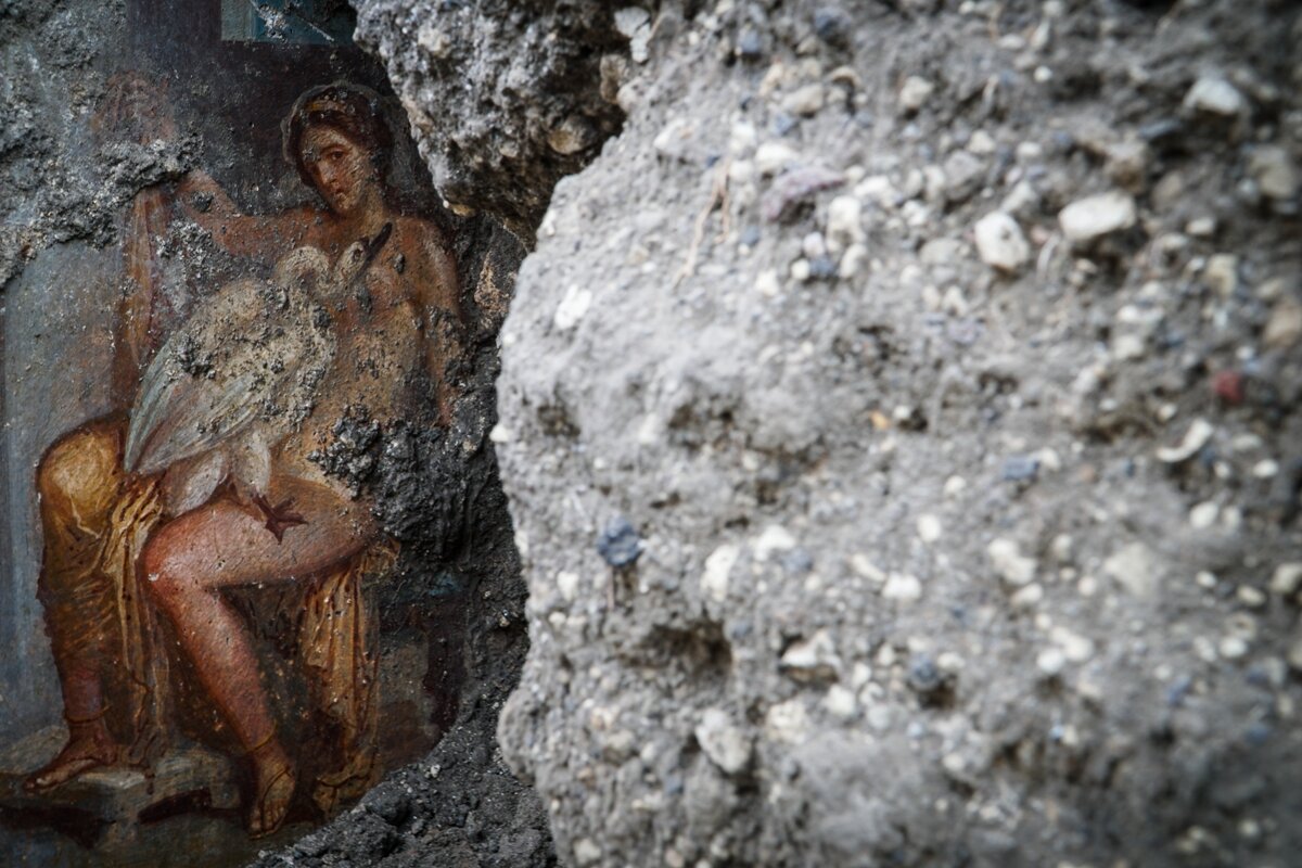 Trei noi case ale zânelor vechi de 5000 de ani: descoperire arheologică importantă în Italia